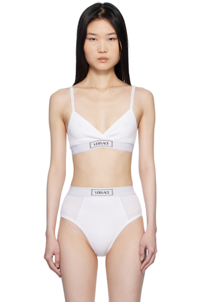 Белый ребристый бюстгальтер-бралетт с винтажным логотипом 90-х годов Versace Underwear
Белый ребристый бюстгальтер-бралетт с винтажным логотипом 90-х годов Versace Underwear
