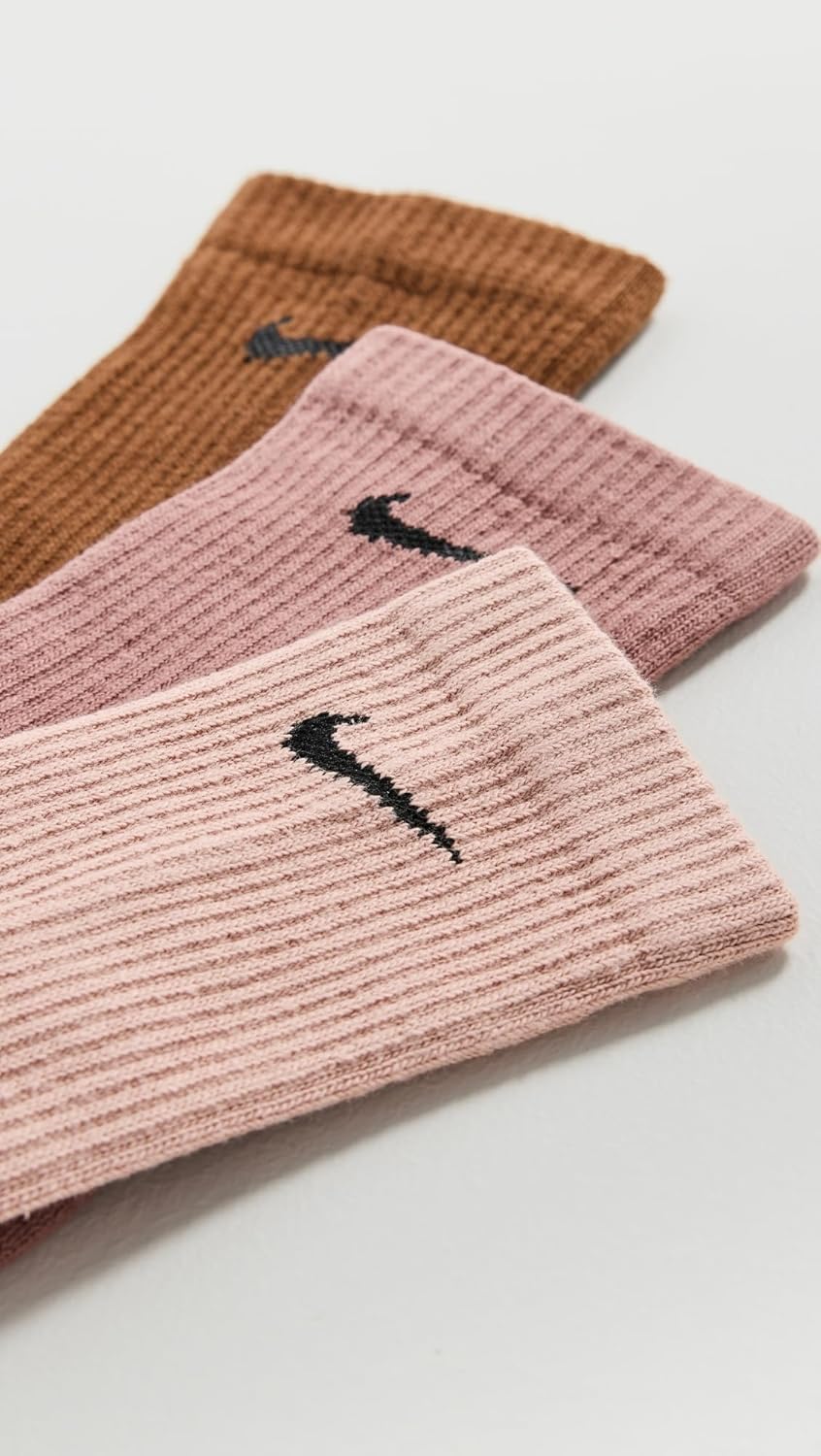 Nike SB Everyday Plus Cushioned, многоцветный, Multi-Color
Nike SB Everyday Plus Cushioned, многоцветный, Multi-Color