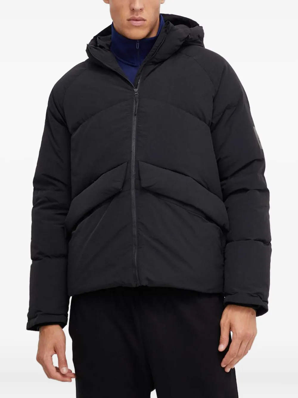 Стеганая куртка с капюшоном adidas, черный
Стеганая куртка с капюшоном adidas, черный