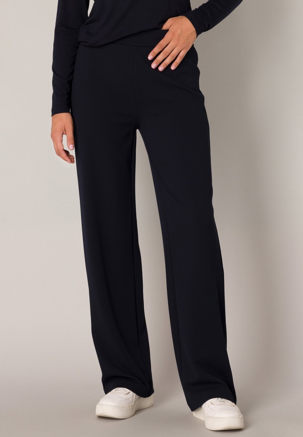 Брюки BOTTOMS BASE LEVEL, темно-синий
Брюки BOTTOMS BASE LEVEL, темно-синий