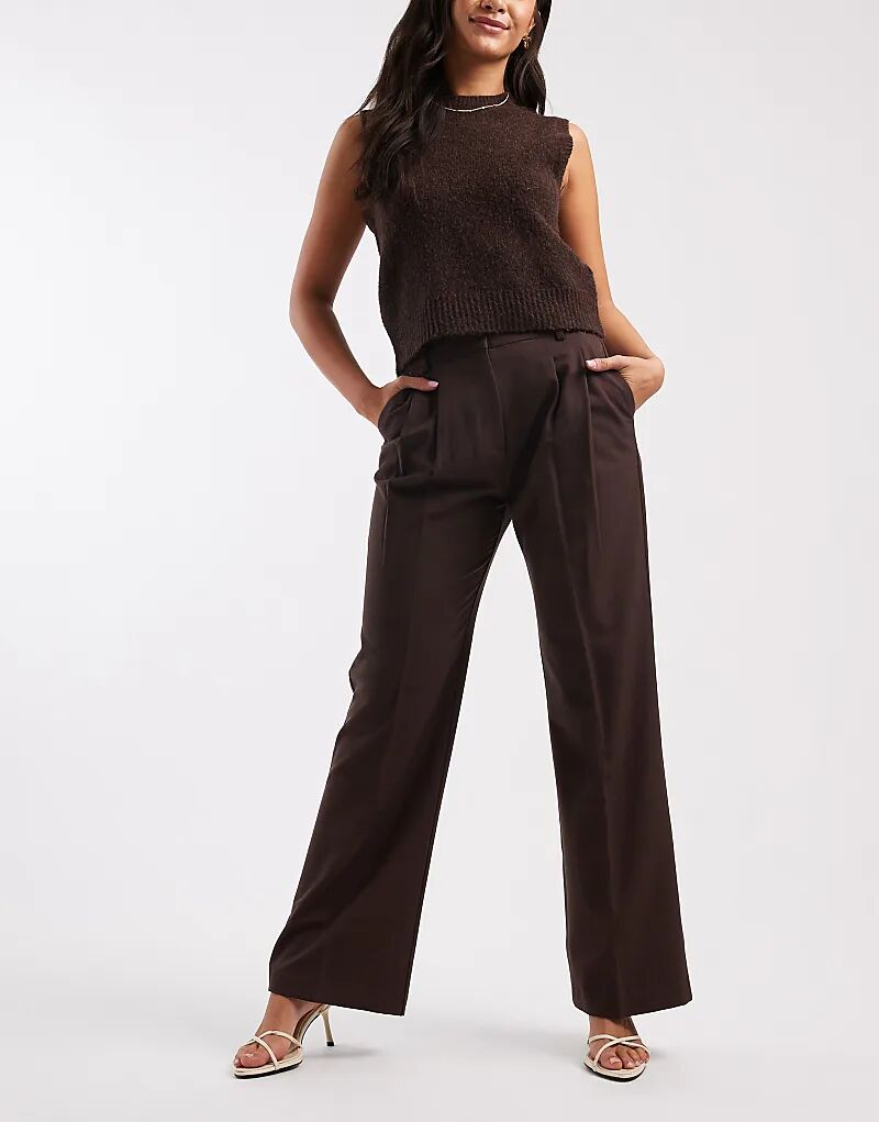 Брюки-клеш свободного кроя ASOS DEISGN шоколадного цвета
Брюки-клеш свободного кроя ASOS DEISGN шоколадного цвета