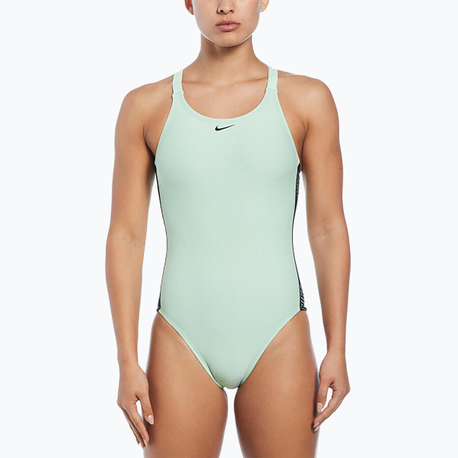 Женский слитный купальник Nike Logo Tape Fastback
Женский слитный купальник Nike Logo Tape Fastback