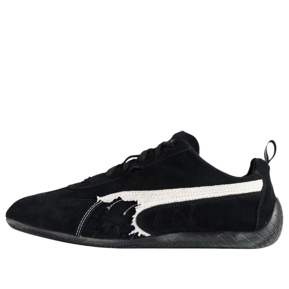 Кроссовки Balenciaga x Puma Speedcat Suede 'Distressed Black White'
Кроссовки Balenciaga x Puma Speedcat Suede 'Distressed Black White'