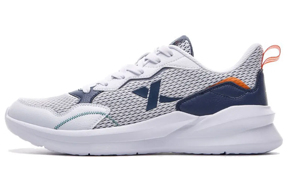 Кроссовки мужские низкие белые/синие Xtep
Кроссовки мужские низкие белые/синие Xtep