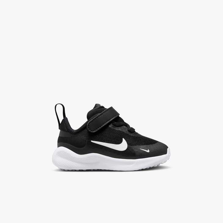 Кроссовки Nike Модель Nike Revolution 7 Цвет Черный
Кроссовки Nike Модель Nike Revolution 7 Цвет Черный