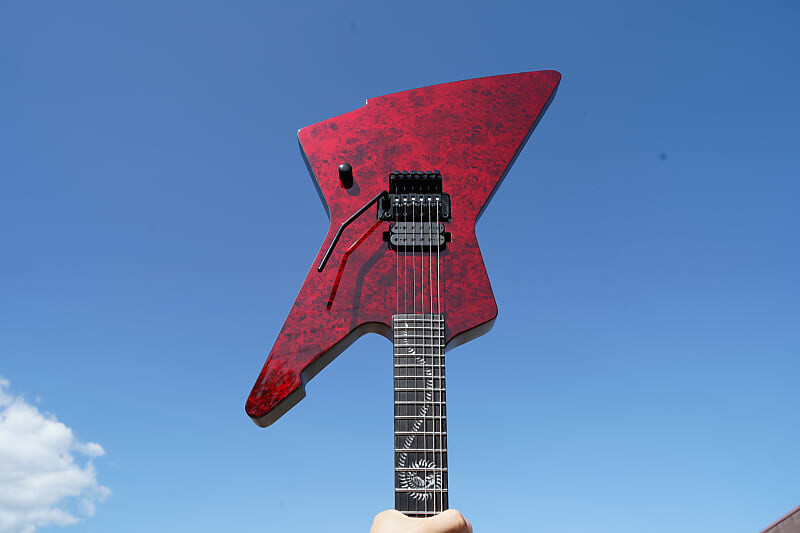 Электрогитара Schecter DIAMOND SERIES Patrick Kennison E-1 FR - Apocrypha Red Reign 6-String Electric Guitar
Электрогитара Schecter DIAMOND SERIES Patrick Kennison E-1 FR - Apocrypha Red Reign 6-String Electric Guitar