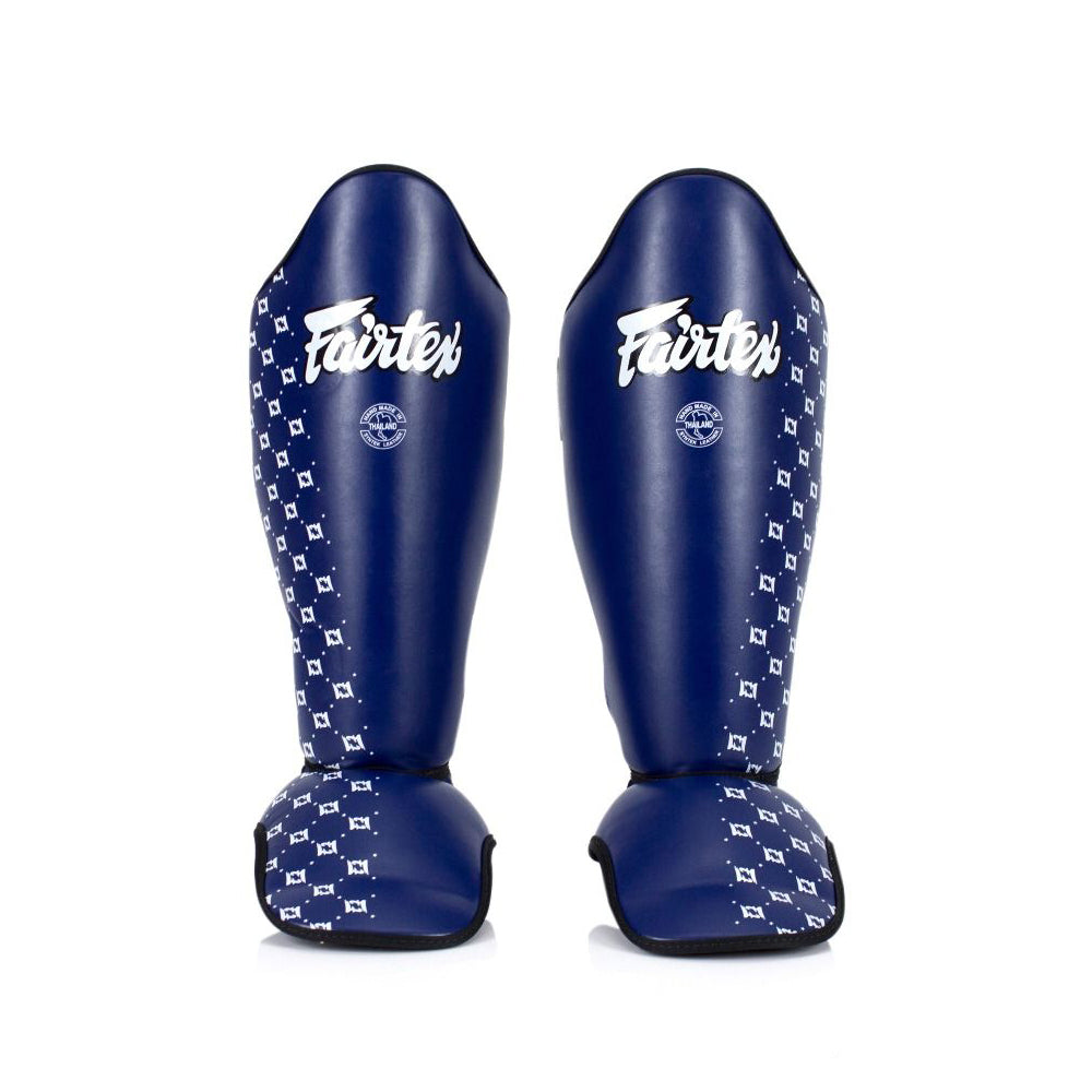 Щитки для голени Fairtex Competition Shin Pads, синий
Щитки для голени Fairtex Competition Shin Pads, синий