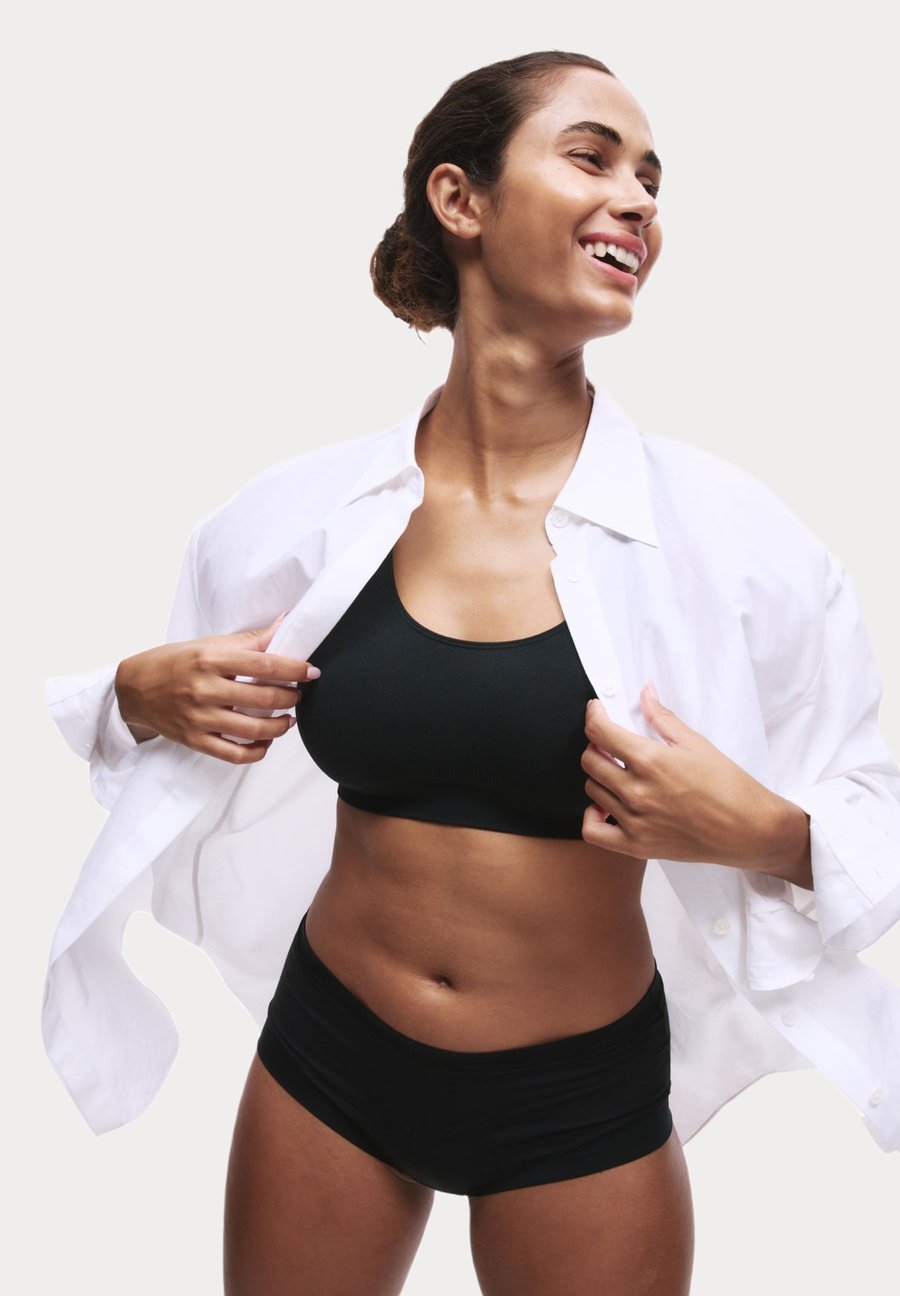 Бюстье Marks & Spencer 3PK SEAMLESS NON WIRED CROP, Black
Бюстье Marks & Spencer 3PK SEAMLESS NON WIRED CROP, Black