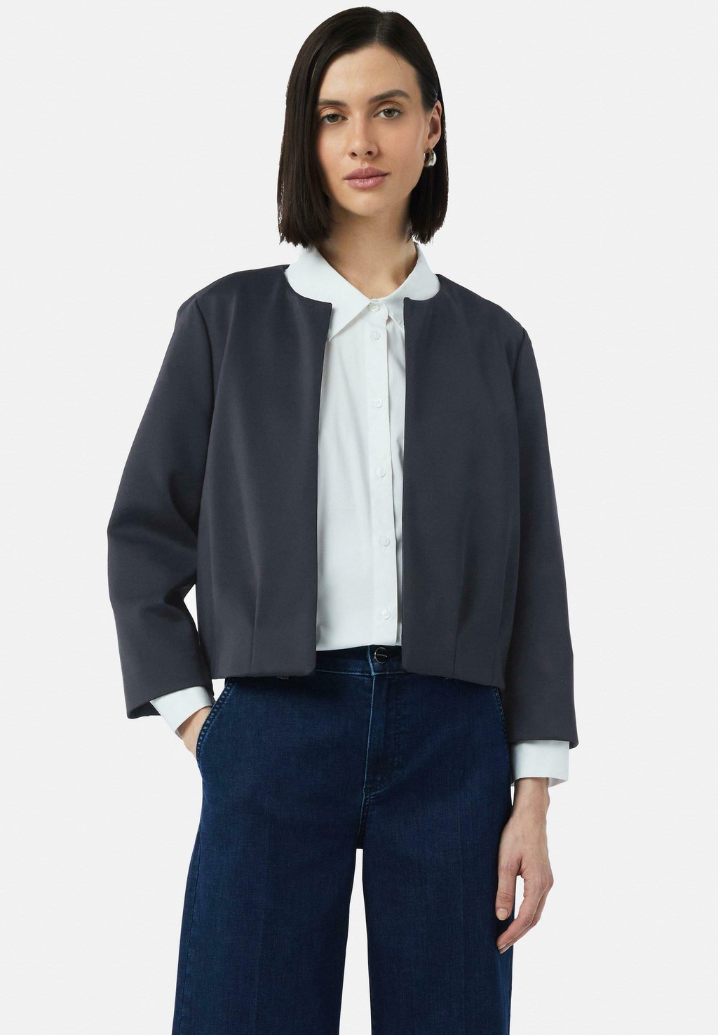 Блейзер OFFENE IM BOXY FIT comma, темно-синий
Блейзер OFFENE IM BOXY FIT comma, темно-синий