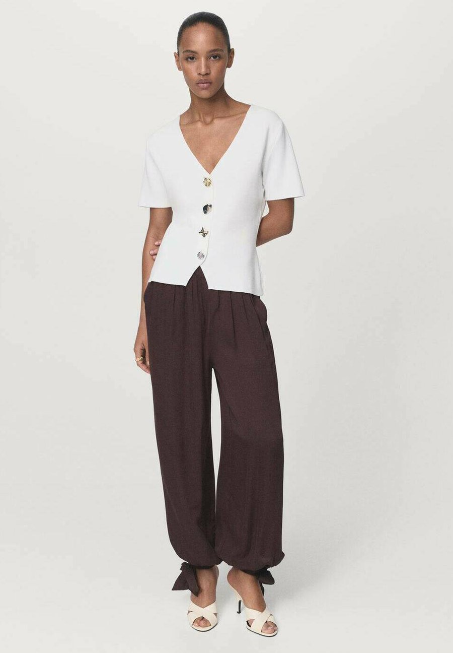 Кардиган Mango Cardigan, White
Кардиган Mango Cardigan, White