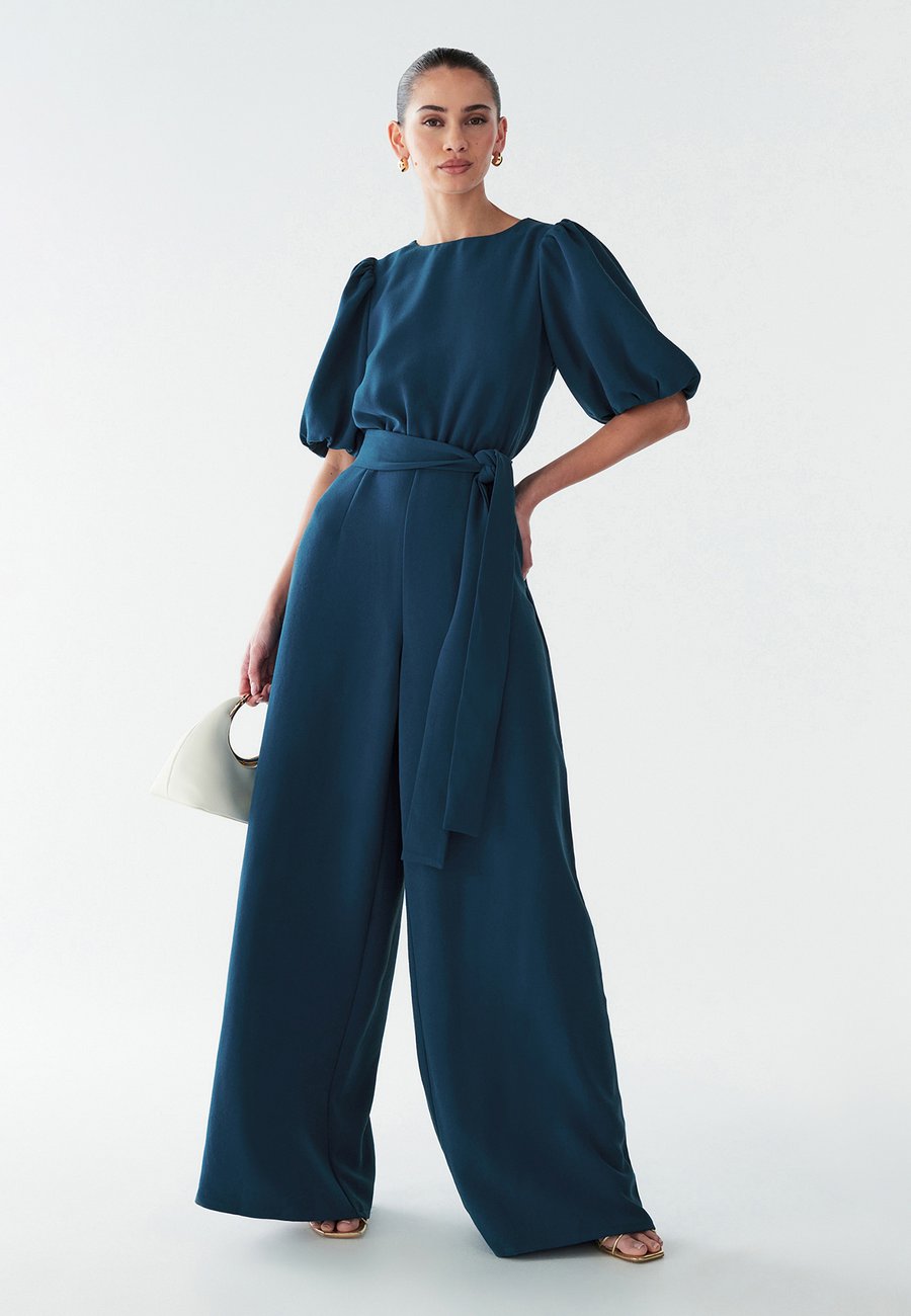 Комбинезон BWLDR LANEY , Teal/Blue
Комбинезон BWLDR LANEY , Teal/Blue