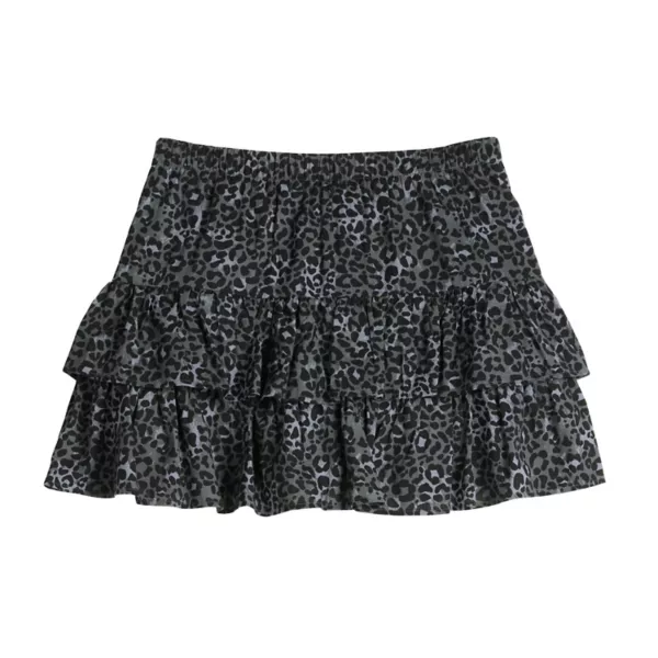 Девочки 6-20 лет юбка-шорты с ярусами и рюшами в обычных и больших размерах So, цвет gray leopard
Девочки 6-20 лет юбка-шорты с ярусами и рюшами в обычных и больших размерах So, цвет gray leopard