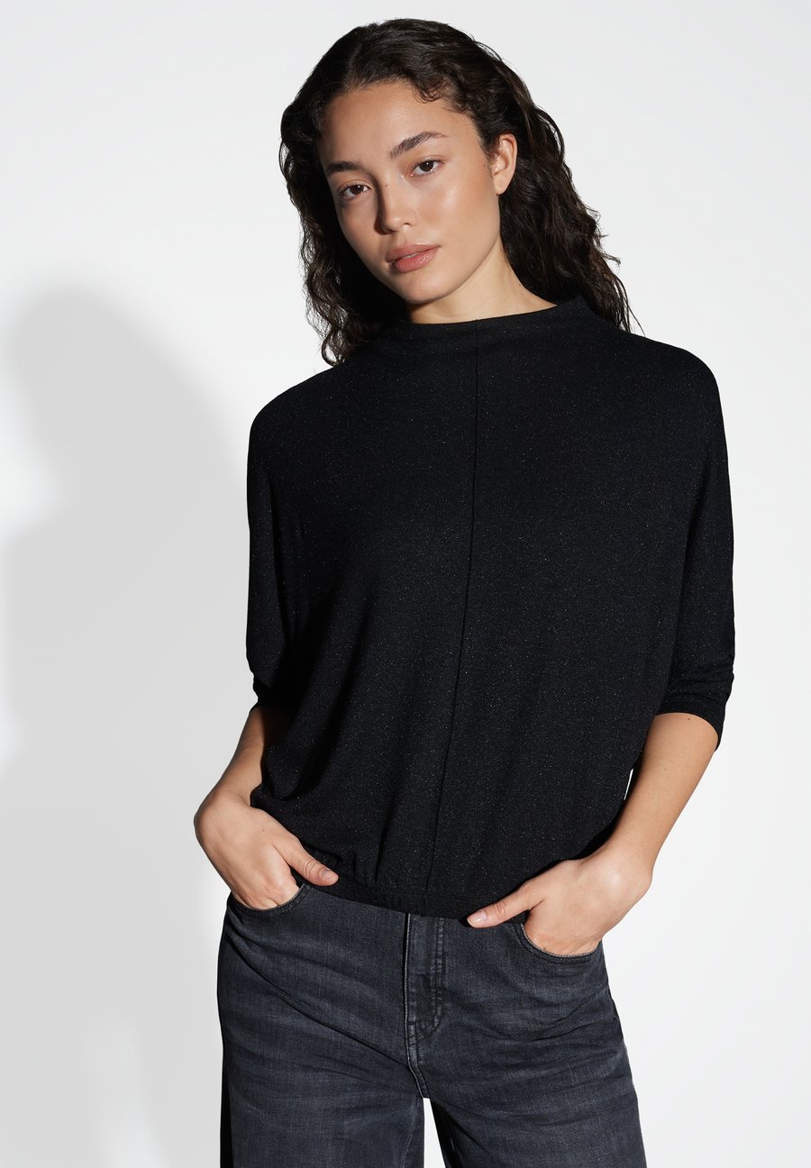 Топ OPUS RELAXED TAPERED FIT, Black
Топ OPUS RELAXED TAPERED FIT, Black