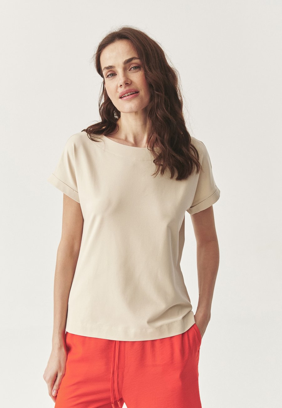 Футболка TATUUM BOTI, Light Beige/Beige
Футболка TATUUM BOTI, Light Beige/Beige