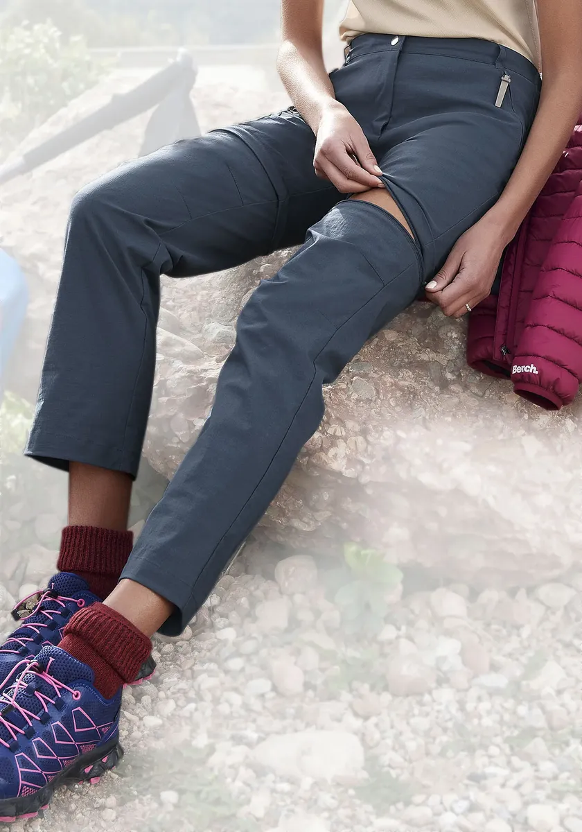 Трекинговые брюки LASCANA ACTIVE с отстегивающимися штанинами на молнии, цвет морской волны
Трекинговые брюки LASCANA ACTIVE с отстегивающимися штанинами на молнии, цвет морской волны