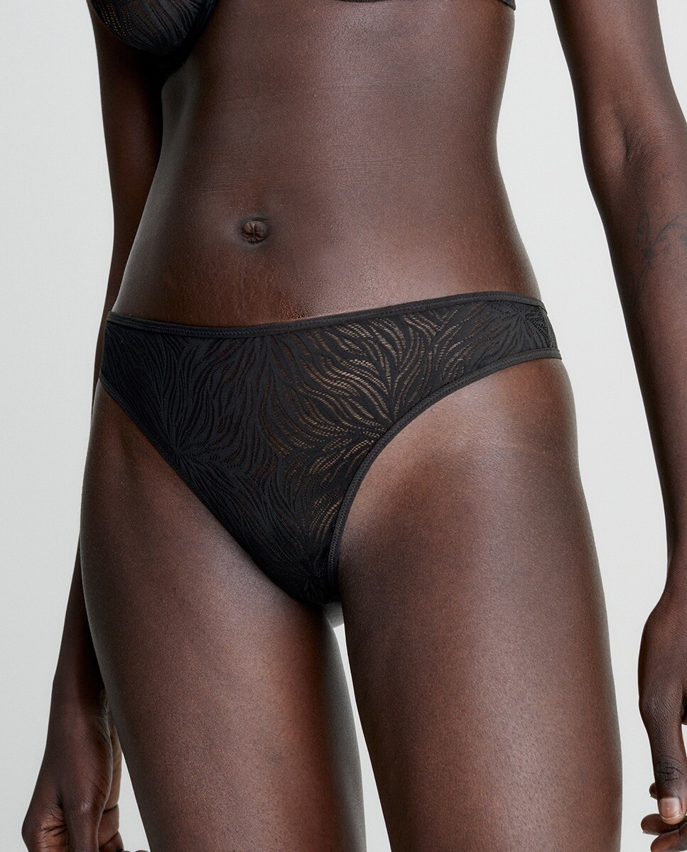 Стринги - Прозрачная Маркизетта Calvin Klein, черный
Стринги - Прозрачная Маркизетта Calvin Klein, черный