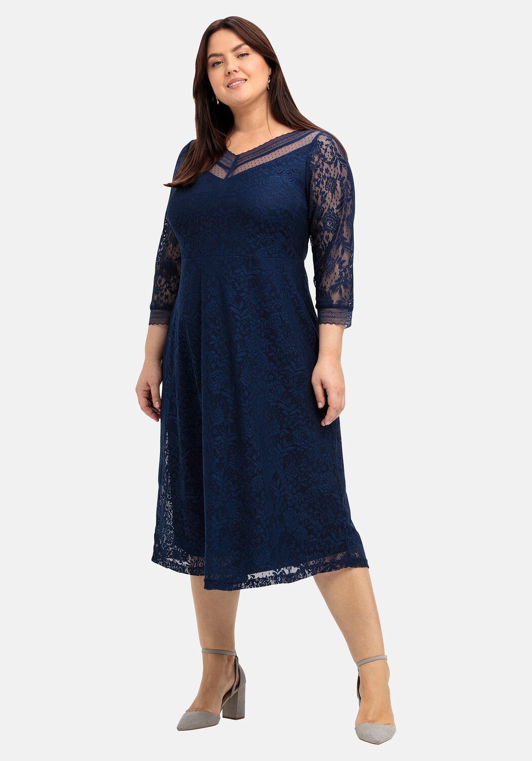 Платье эластичное и удобное качество sheego, цвет Marine
Платье эластичное и удобное качество sheego, цвет Marine