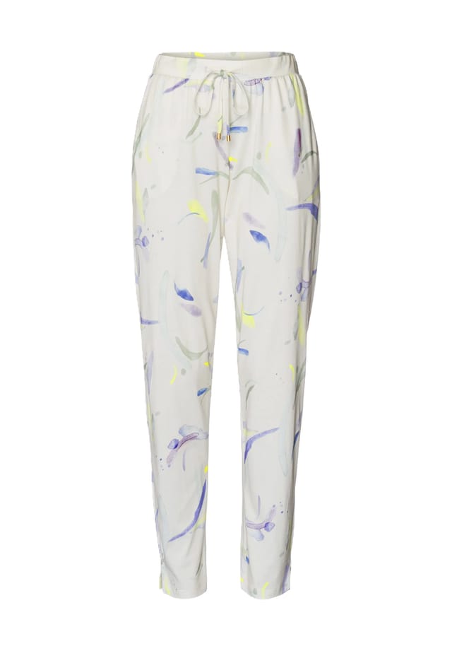 Пижамные брюки для сна и отдыха с завязками Hanro, цвет 3005 dive of colo 
Пижамные брюки для сна и отдыха с завязками Hanro, цвет 3005 dive of colo