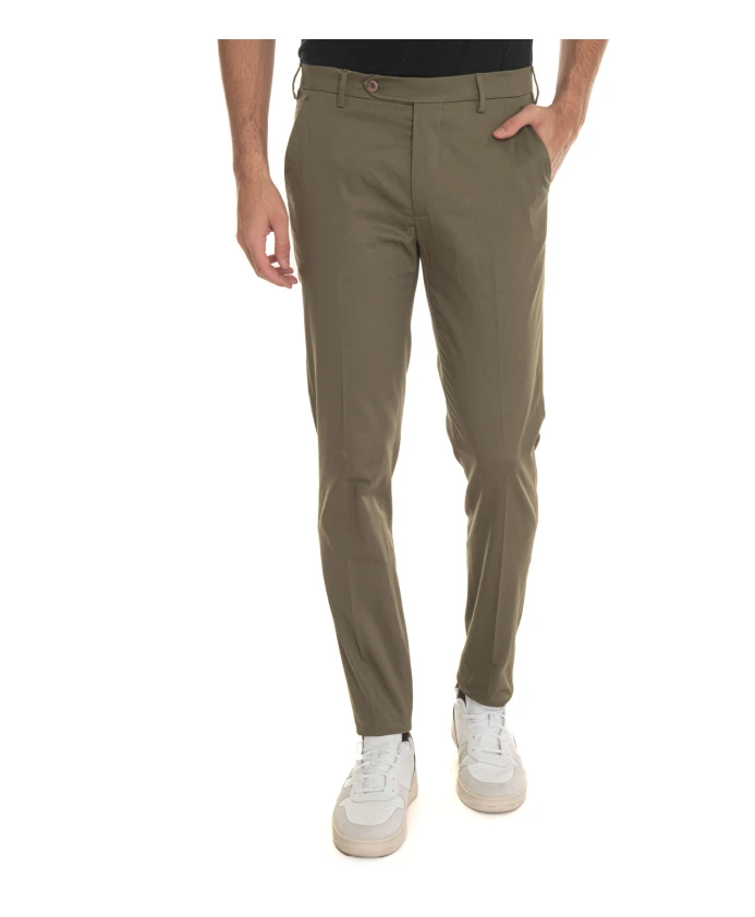 Классические брюки-чиносы Morello Berwick, зеленый
Классические брюки-чиносы Morello Berwick, зеленый