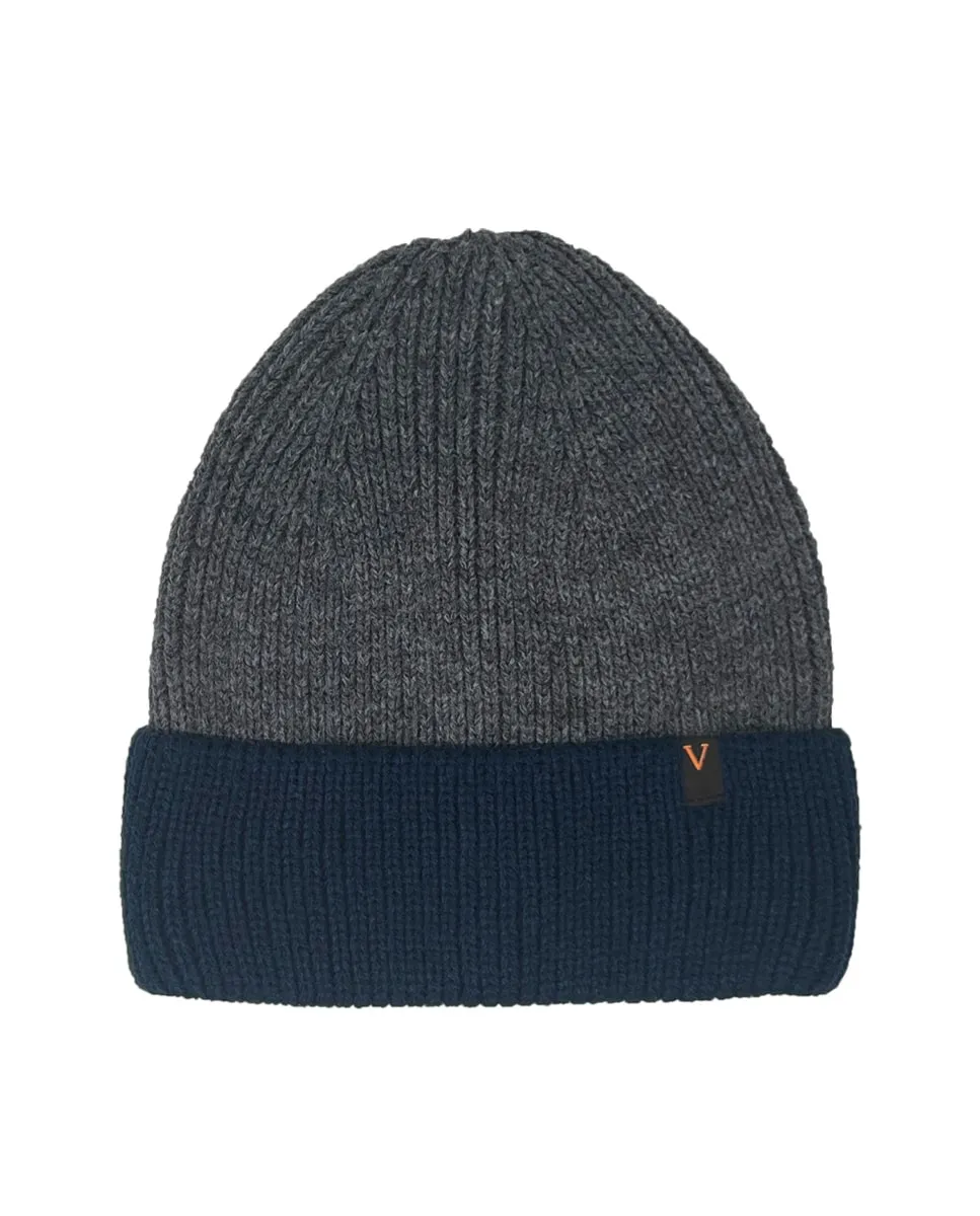 Серая акриловая вязаная шапка Victorio & Lucchino, серый
Серая акриловая вязаная шапка Victorio & Lucchino, серый