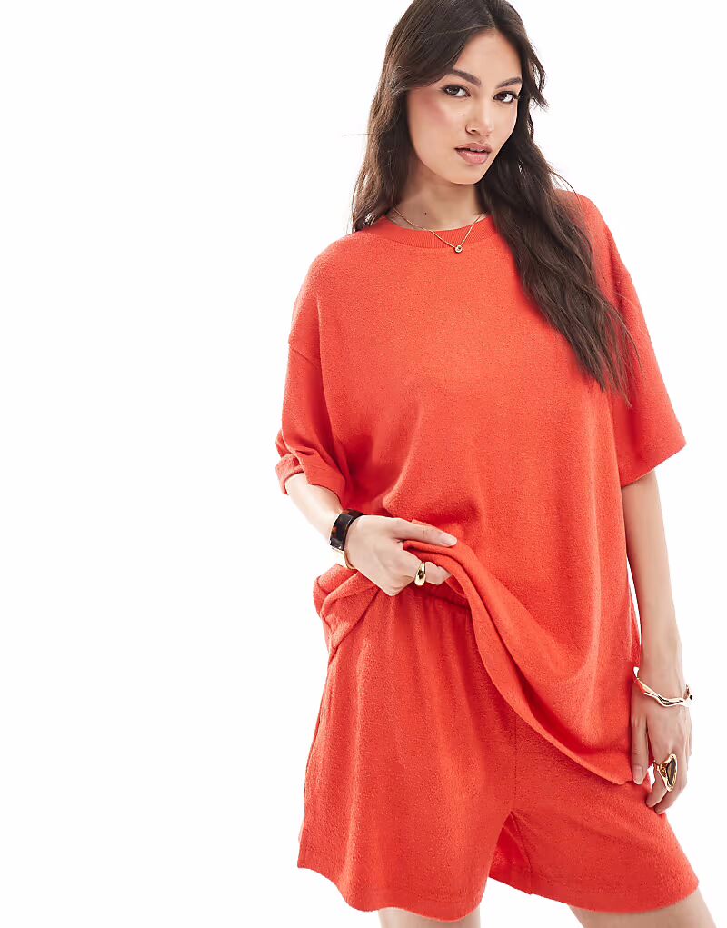 Футболка свободного кроя ASOS DESIGN красного цвета с текстурированной вязкой 
Футболка свободного кроя ASOS DESIGN красного цвета с текстурированной вязкой