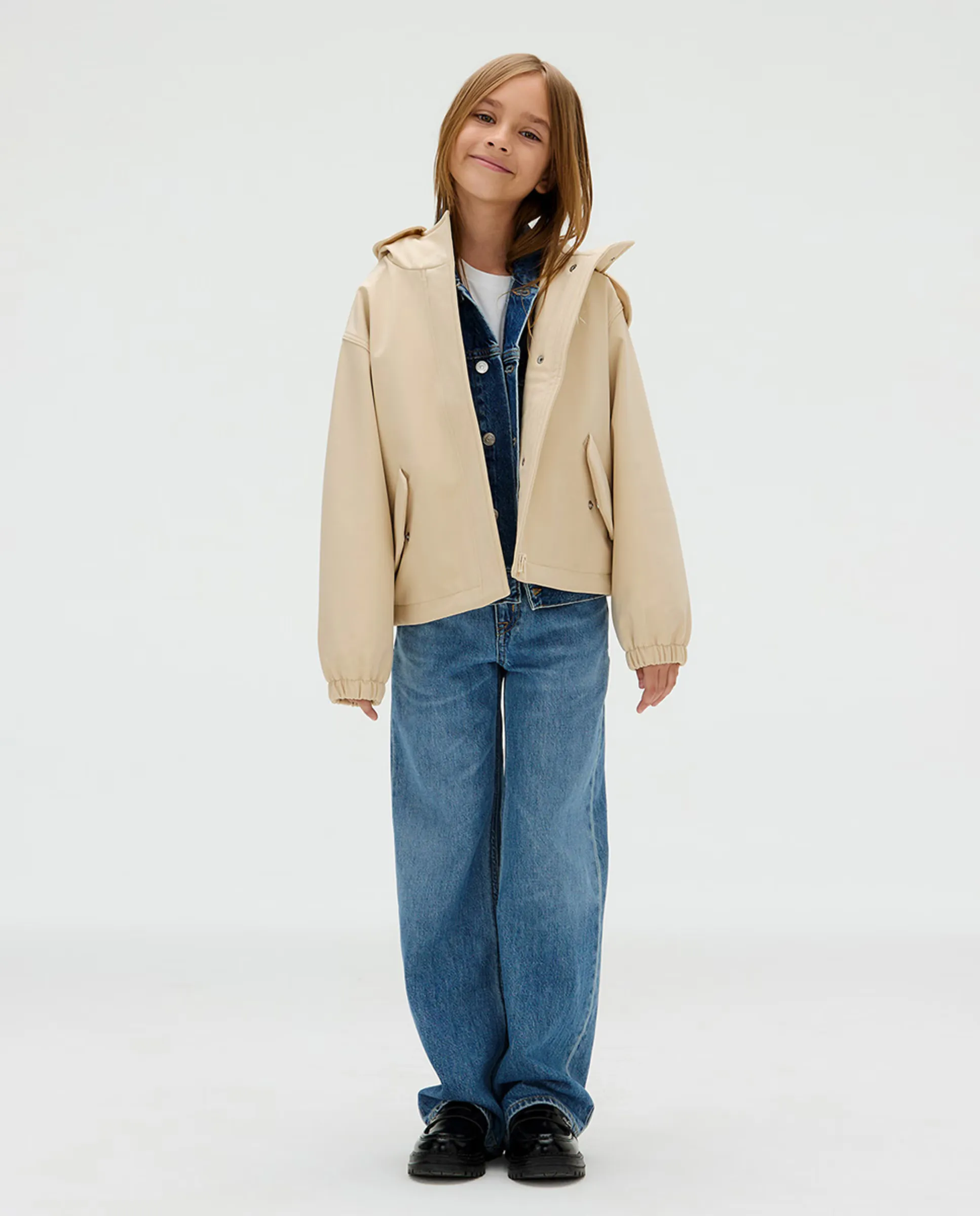 Детская парка для девочки Calvin Klein, кремовый
Детская парка для девочки Calvin Klein, кремовый