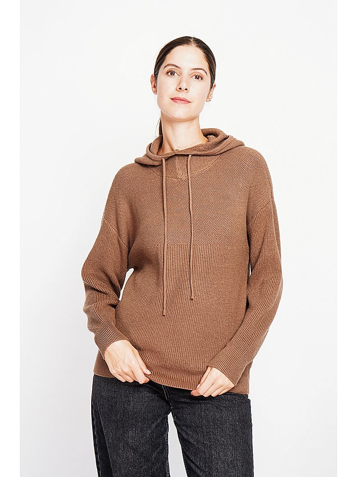 Свитер цвета верблюжьей шерсти ASSUILI
Свитер цвета верблюжьей шерсти ASSUILI