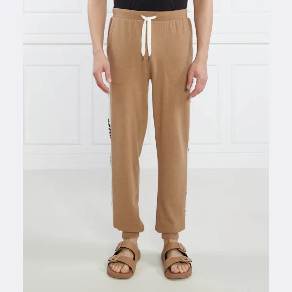 Спортивные брюки прямого кроя Boss-sen Boss, коричневый
Спортивные брюки прямого кроя Boss-sen Boss, коричневый