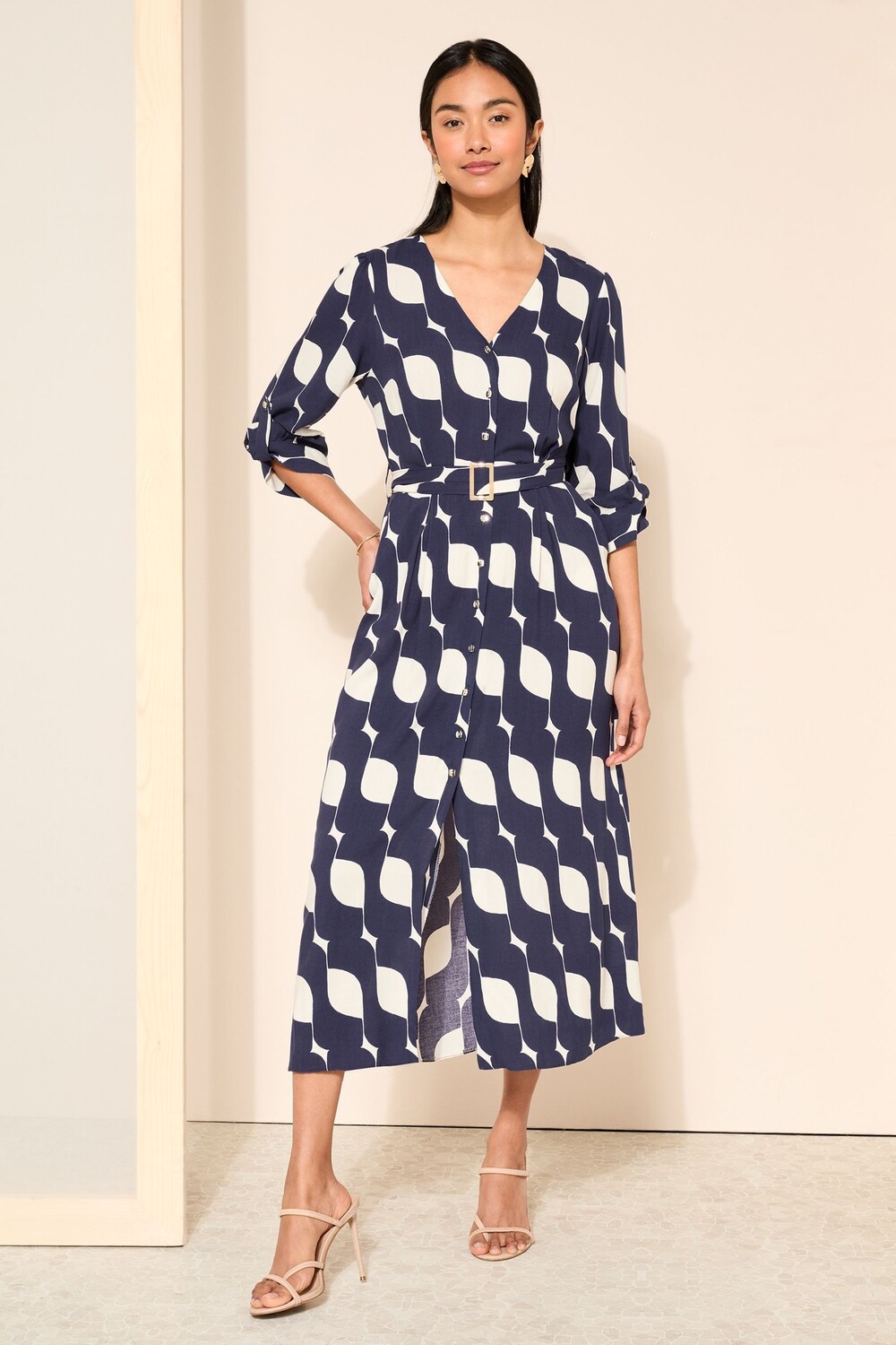 Платье-Рубашка миди с V-образным вырезом и пряжкой на поясе Friends Like These, синий
Платье-Рубашка миди с V-образным вырезом и пряжкой на поясе Friends Like These, синий