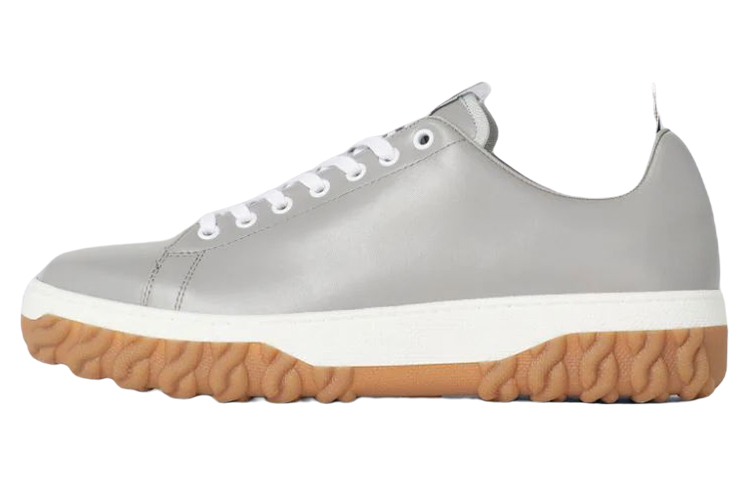 Кроссовки Court со шнуровкой THOM BROWNE
Кроссовки Court со шнуровкой THOM BROWNE