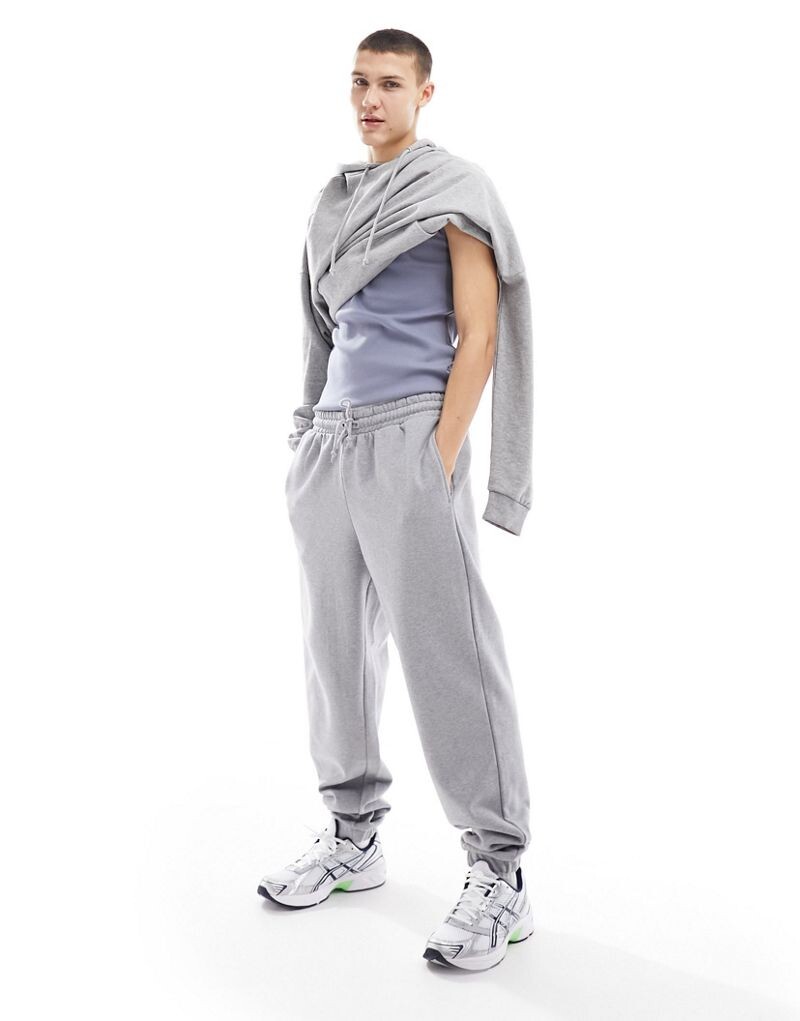 ASOS DESIGN – толстые джоггеры оверсайз серого меланжевого цвета
ASOS DESIGN – толстые джоггеры оверсайз серого меланжевого цвета