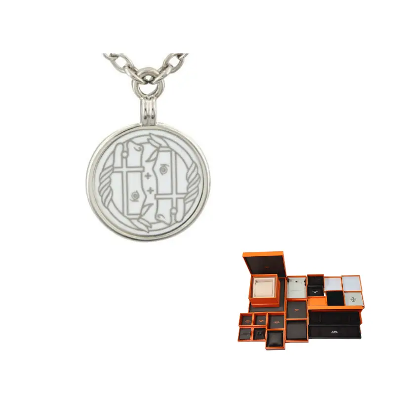 HERMES Серебряное колье для женщин
HERMES Серебряное колье для женщин