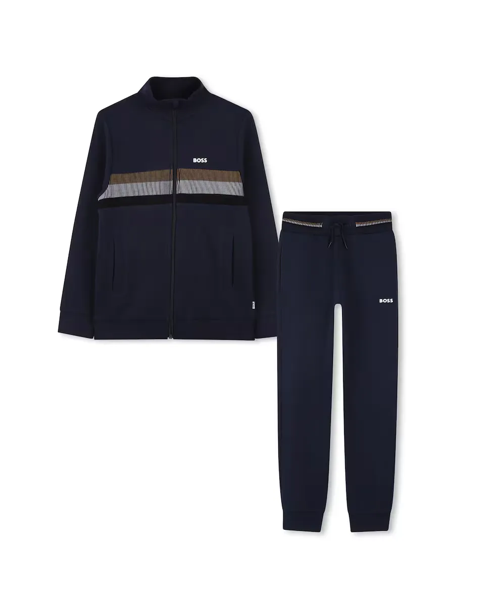 Комплект для бега трусцой для мальчиков с курткой на молнии и шнурком BOSS Kidswear, темно-синий
Комплект для бега трусцой для мальчиков с курткой на молнии и шнурком BOSS Kidswear, темно-синий