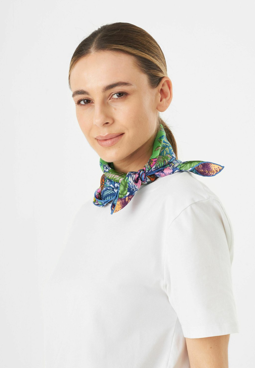 Шарф Codello, мультиколор
Шарф Codello, мультиколор