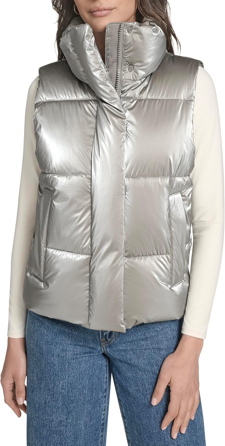 Женский жилет Levi's Cloud Puff Puffer, Silver
Женский жилет Levi's Cloud Puff Puffer, Silver