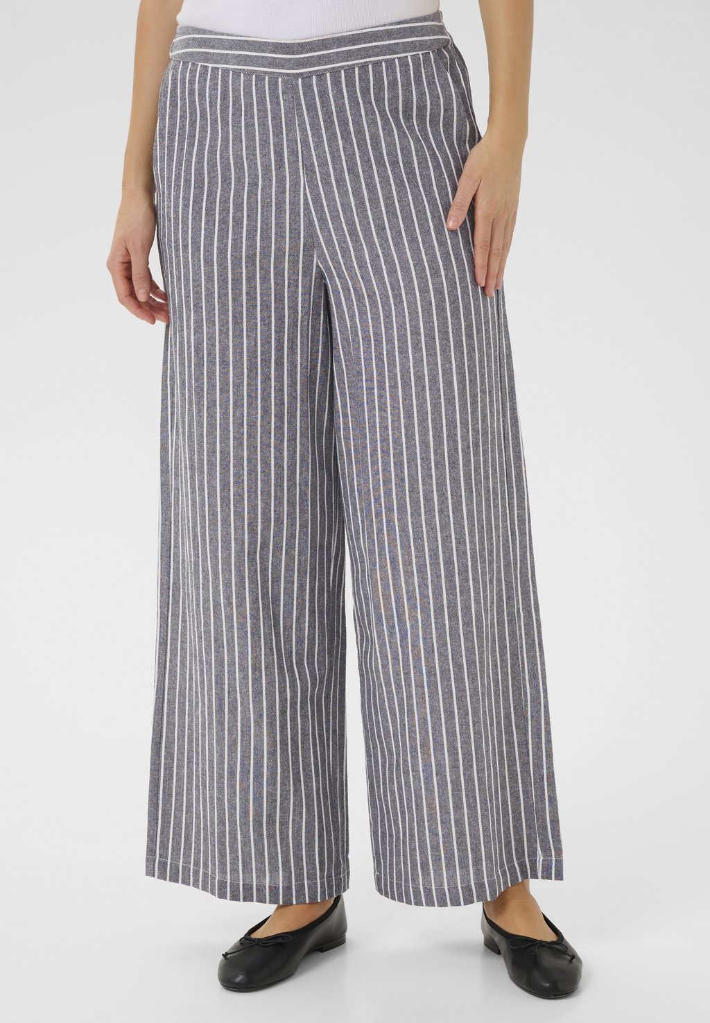 Брюки KAMALENA Kaffe, слоновая кость
Брюки KAMALENA Kaffe, слоновая кость