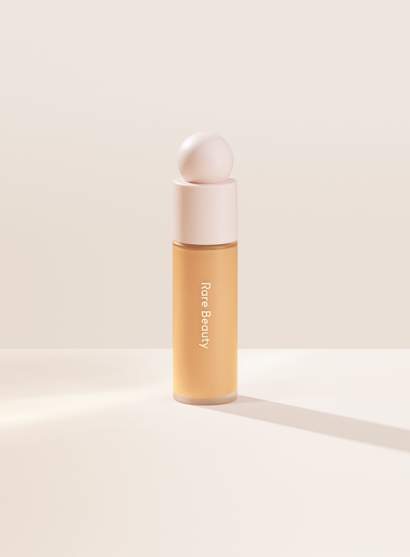 Невесомая тональная основа Liquid Touch Rare Beauty, цвет 240w/light medium with warm golden undertones
Невесомая тональная основа Liquid Touch Rare Beauty, цвет 240w/light medium with warm golden undertones