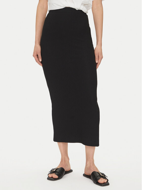 Облегающая юбка-карандаш Emma 15323730 Only, черный
Облегающая юбка-карандаш Emma 15323730 Only, черный