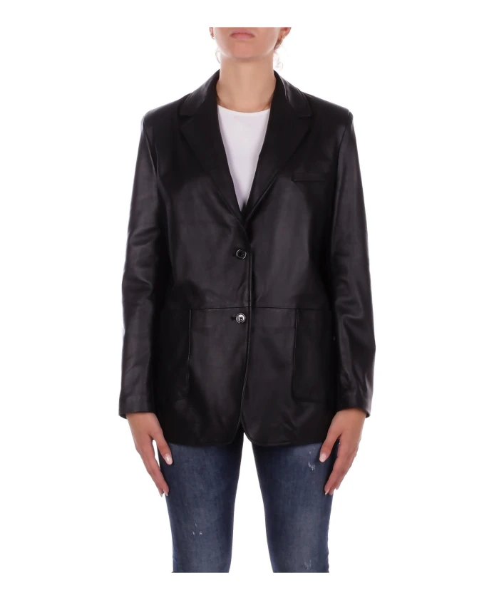 Кожаная куртка Solotre, черный
Кожаная куртка Solotre, черный