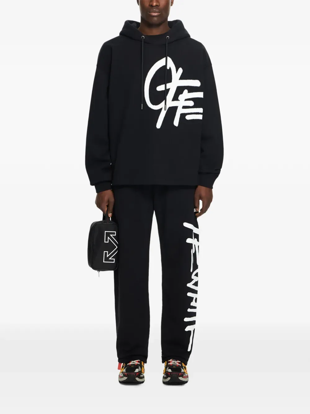 Свободное худи с напыленным логотипом OFF-WHITE, черный
Свободное худи с напыленным логотипом OFF-WHITE, черный