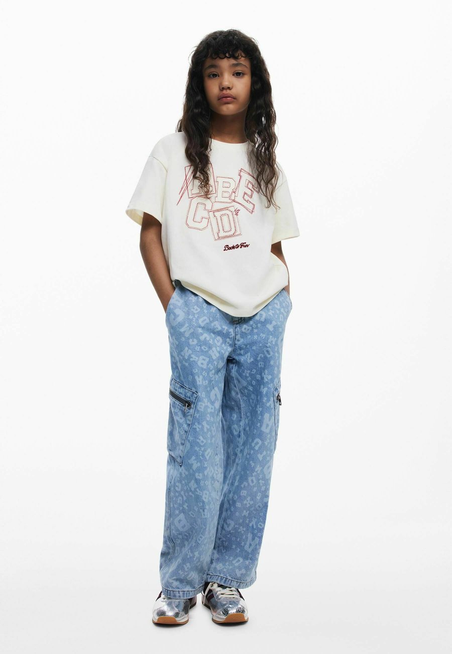 Футболка Desigual Print T-shirt, White, Белый, Футболка Desigual Print T-shirt, White
Футболка Desigual Print T-shirt, White, Белый, Футболка Desigual Print T-shirt, White