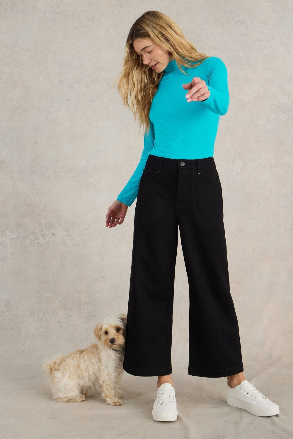 Футболка Camille с высоким воротом White Stuff, зеленый
Футболка Camille с высоким воротом White Stuff, зеленый