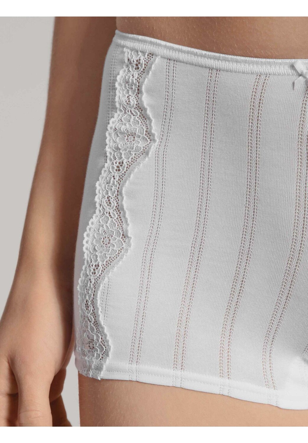 Однотонные полупрозрачные женские трусы Etude Toujours CALIDA, белый
Однотонные полупрозрачные женские трусы Etude Toujours CALIDA, белый