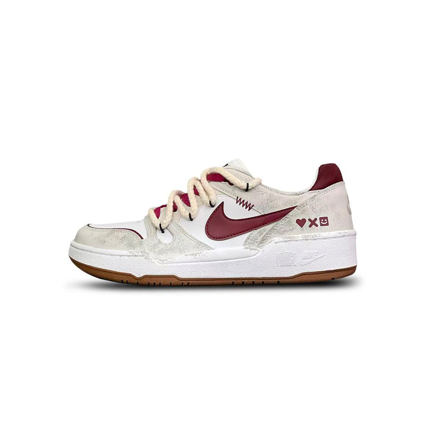 Nike Мужские низкие скейтбордные кроссовки Full Force Tower Rabbit Creative, красно-белый
Nike Мужские низкие скейтбордные кроссовки Full Force Tower Rabbit Creative, красно-белый