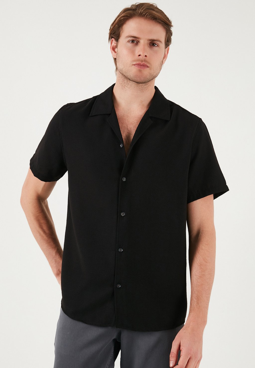 Рубашка REGULAR FIT Buratti, черный
Рубашка REGULAR FIT Buratti, черный