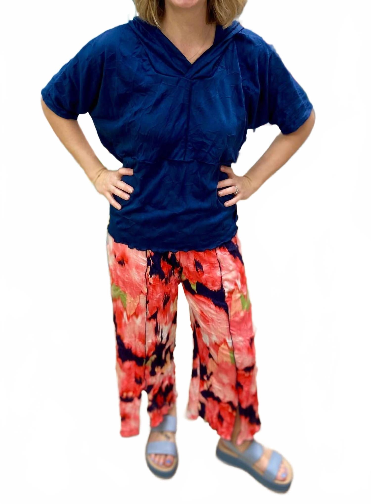 Кринкл прямые брюки с коралловым принтом Vine Street
Кринкл прямые брюки с коралловым принтом Vine Street