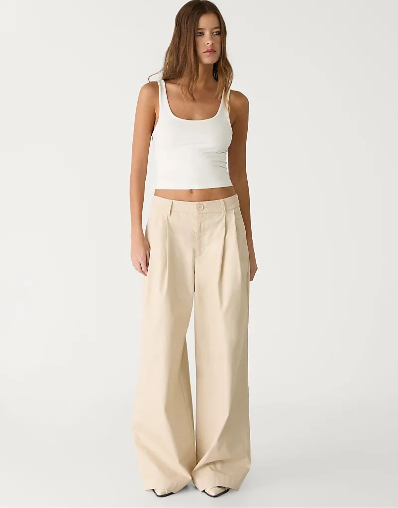 Широкие брюки Stradivarius из поплина с вытачками в камне 
Широкие брюки Stradivarius из поплина с вытачками в камне