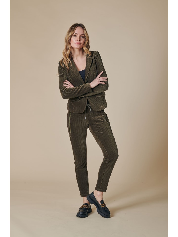 Блейзер ZHRILL, оливковый
Блейзер ZHRILL, оливковый