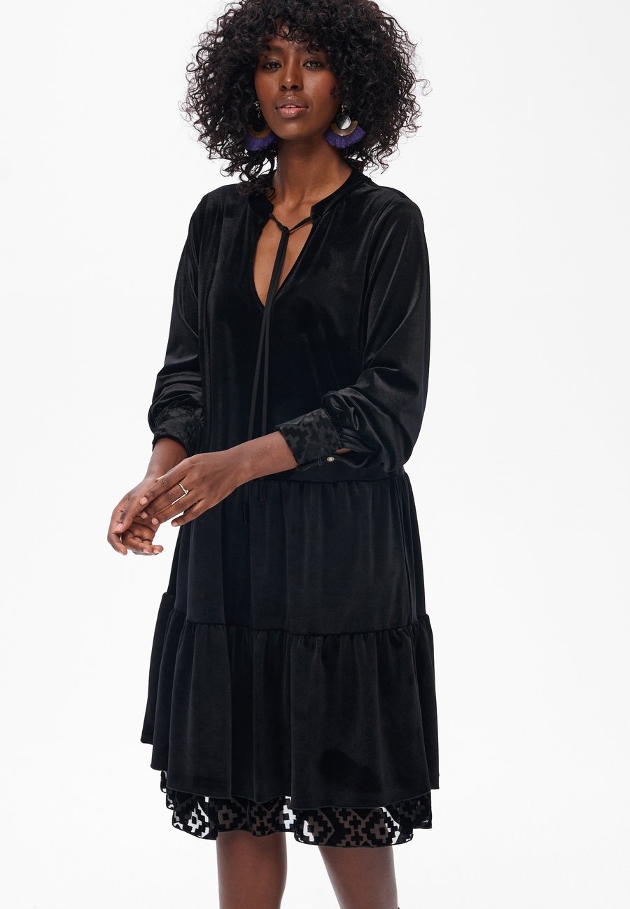 Платье blue shadow MOSCA, Black
Платье blue shadow MOSCA, Black