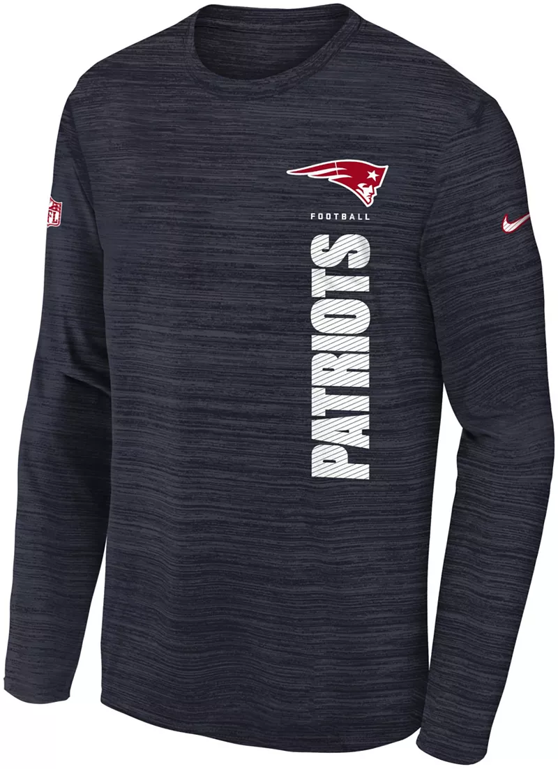 Темно-синяя футболка с длинными рукавами Nike Youth New England Patriots Sideline Velocity College
Темно-синяя футболка с длинными рукавами Nike Youth New England Patriots Sideline Velocity College